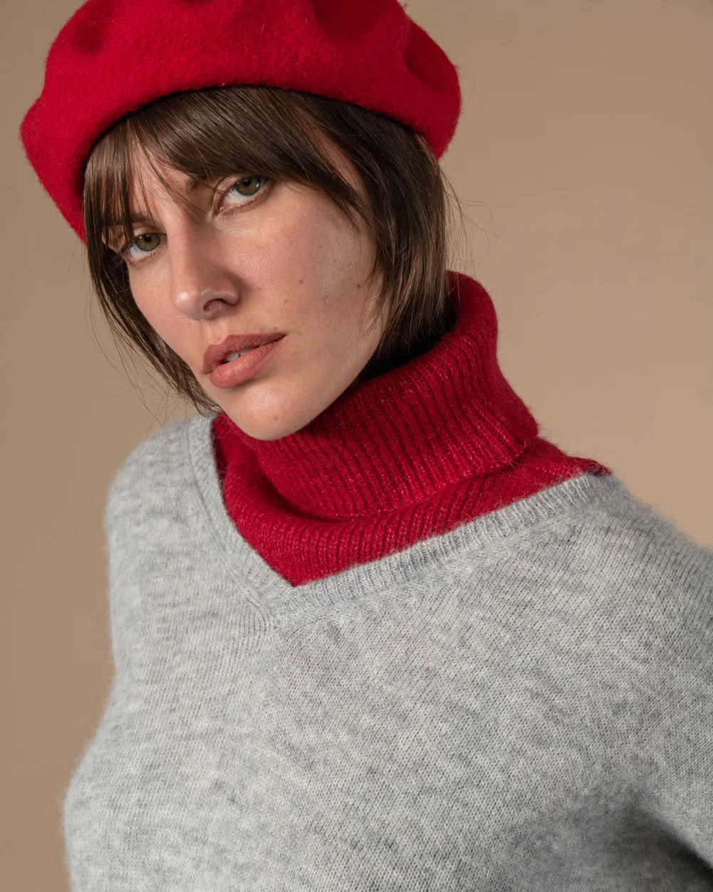 Col Marley Anonym Apparel Rouge